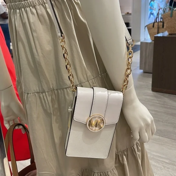 MICHAEL KORS CARMEN SMALL FAUX LEATHER PHONE CROSSBODY BAG - Picture 15 of 16